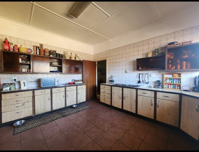3 BEDROOM HOUSE FOR SALE IN THREE RIVERS